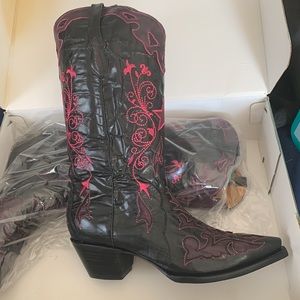 Bodacious Boot Company Cowboy Boots size 10.